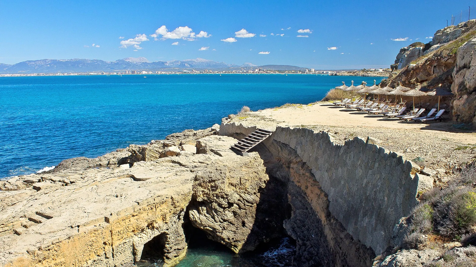 Cap Rocat, A Small Luxury Hotel Of The World Кала-Блава