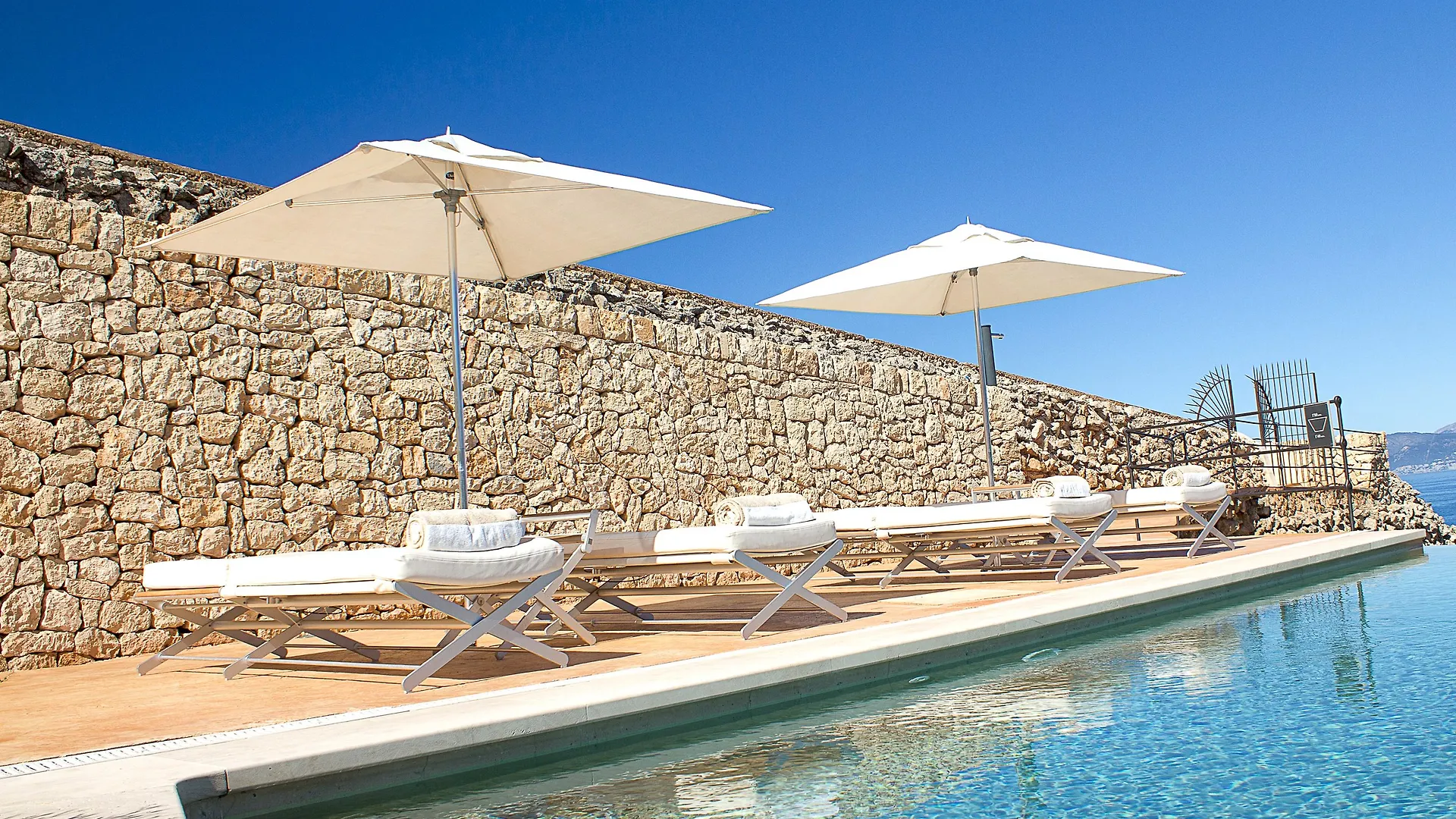 Cap Rocat, A Small Luxury Hotel Of The World Cala Blava